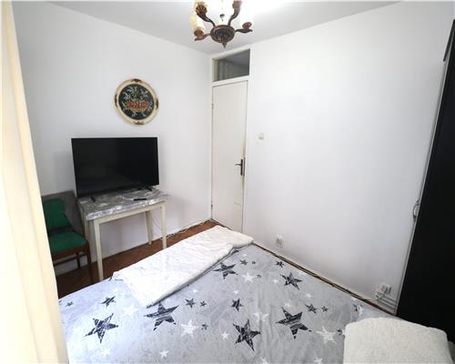 Apartament cu 2 camere, centrala proprie, zona Lipovei