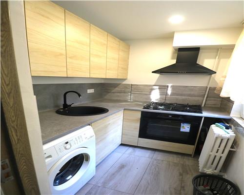 Apartament 3 camere, zona Dacia