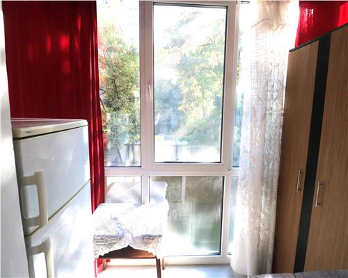Apartament 3 camere, zona Dacia