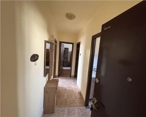 Apartament 2 camere , zona Complexul Studentesc