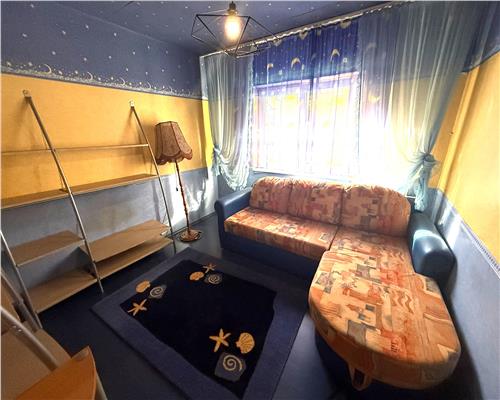 Apartament 3 camere ,  zona Aradului