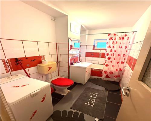 Apartament 3 camere ,  zona Aradului