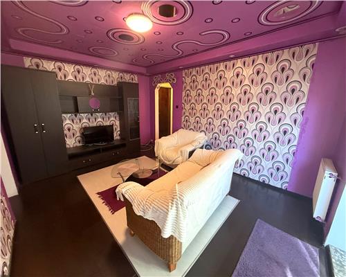 Apartament 3 camere ,  zona Aradului