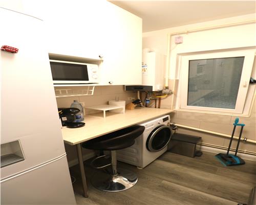 Apartament 2 camere , centrala proprie , zona Gheorghe Lazar