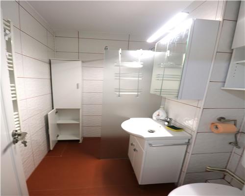 Apartament 2 camere , centrala proprie , zona Gheorghe Lazar