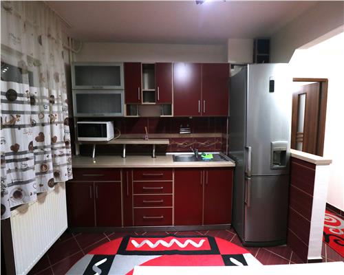 Apartament 3 camere ,centrala proprie , zona Girocului