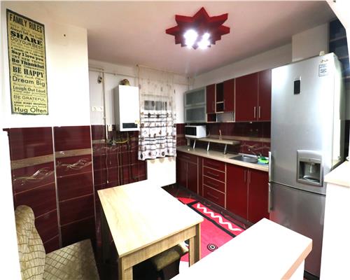 Apartament 3 camere ,centrala proprie , zona Girocului