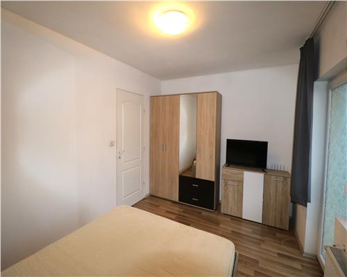 Apartament 2 camere , centrala proprie , zona Simion Barnutiu