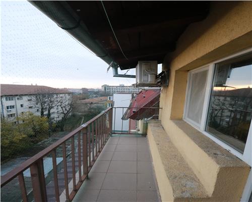 Apartament 2 camere , centrala proprie , zona Simion Barnutiu