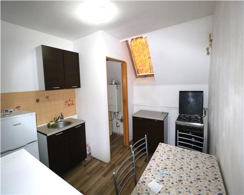 Apartament 2 camere , centrala proprie , zona Simion Barnutiu